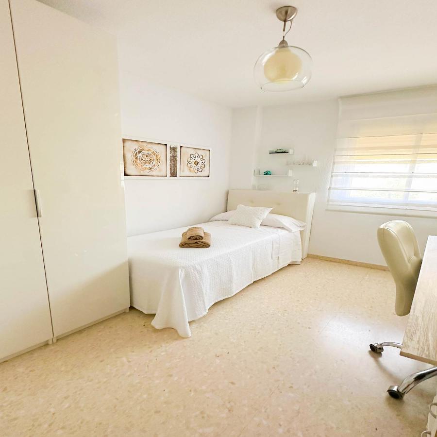 Apartament Catalina - Close To The Beach Estepona Exterior foto